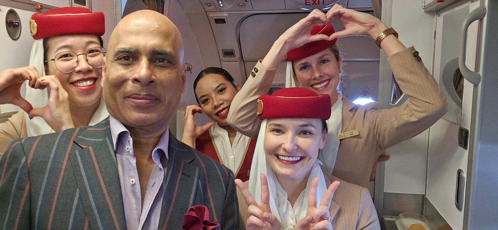 Emirates EK409